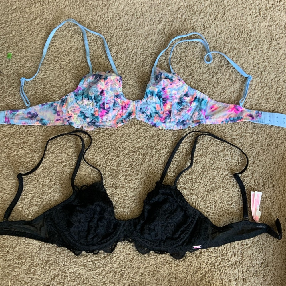 Set of 2 Victorias Secret Bras